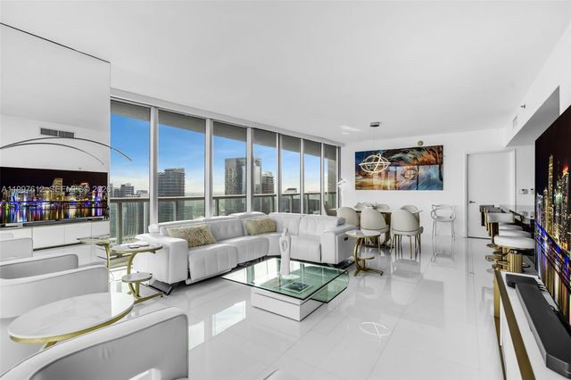 495 Brickell Ave 5301, Miami, FL 33131