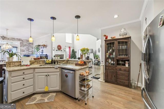 1470 HIGHLAND LAKE Drive, Lawrenceville, GA 30045