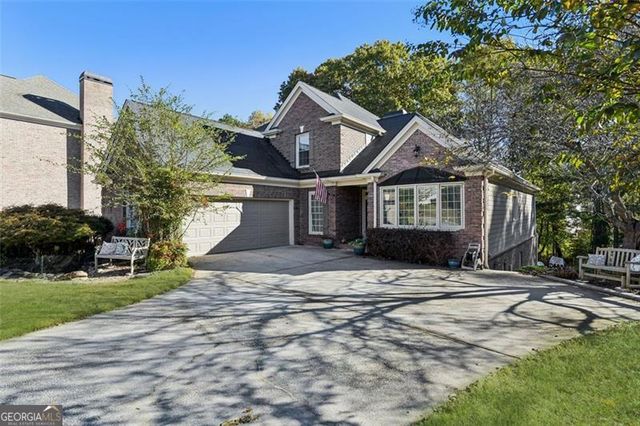 1470 HIGHLAND LAKE Drive, Lawrenceville, GA 30045