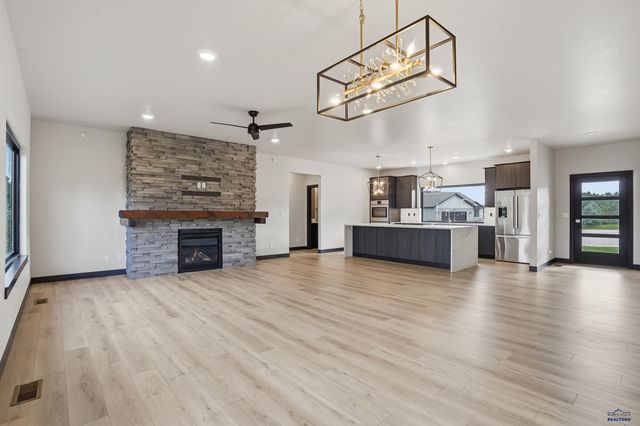 514 RANCHESTER ST, Rapid City, SD 57701