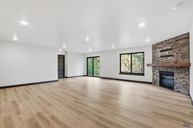 514 RANCHESTER ST, Rapid City, SD 57701