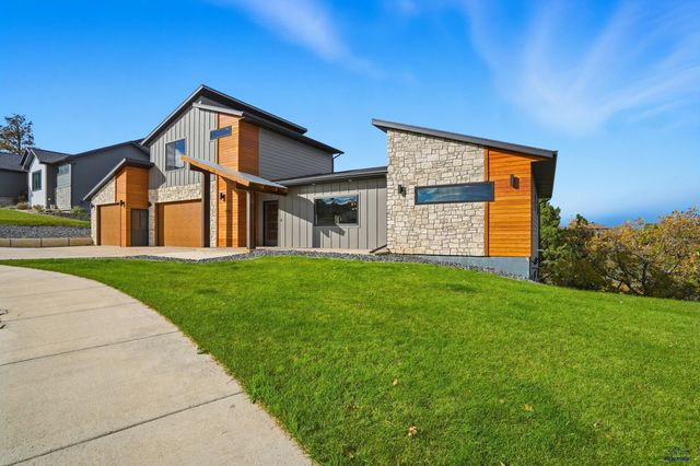 514 RANCHESTER ST, Rapid City, SD 57701