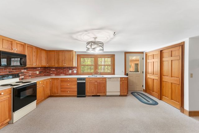 119 George Allen Rd, Glocester, RI 02814