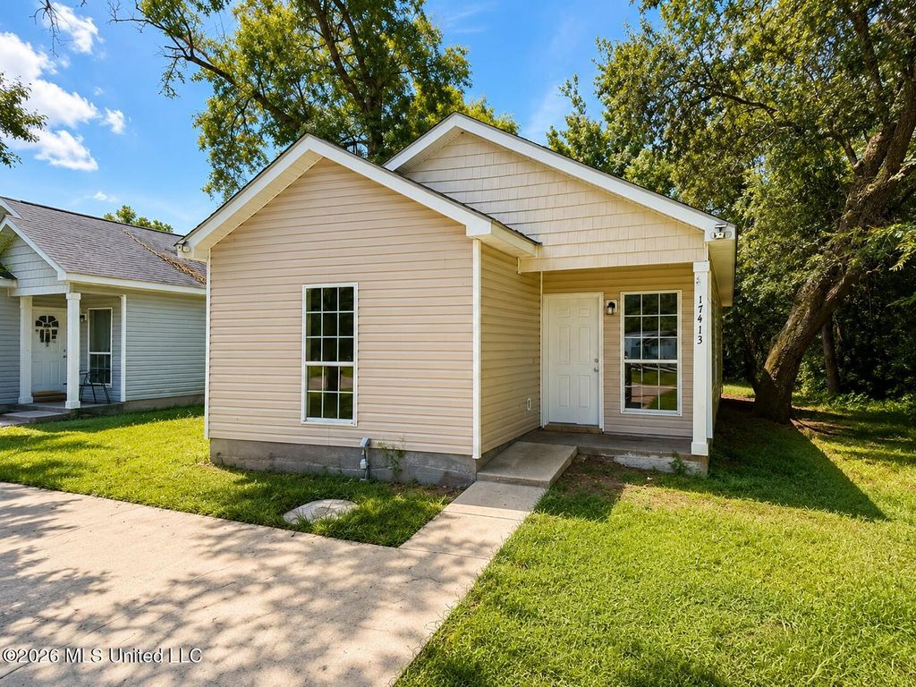 17413 South Boulevard, Gulfport, MS 39503