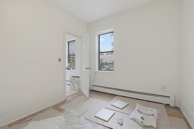 117 Regent St, Boston, MA 02119