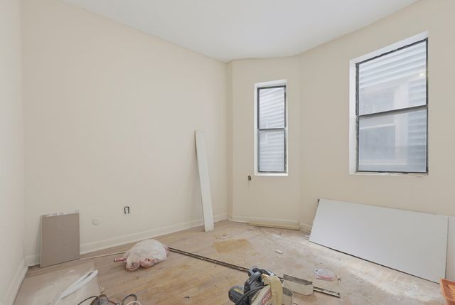 117 Regent St, Boston, MA 02119