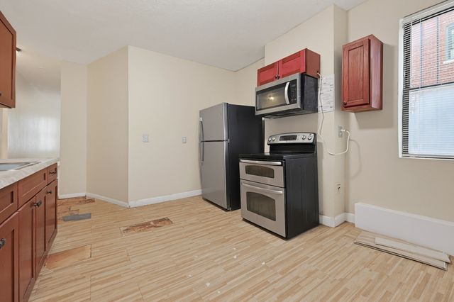 117 Regent St, Boston, MA 02119
