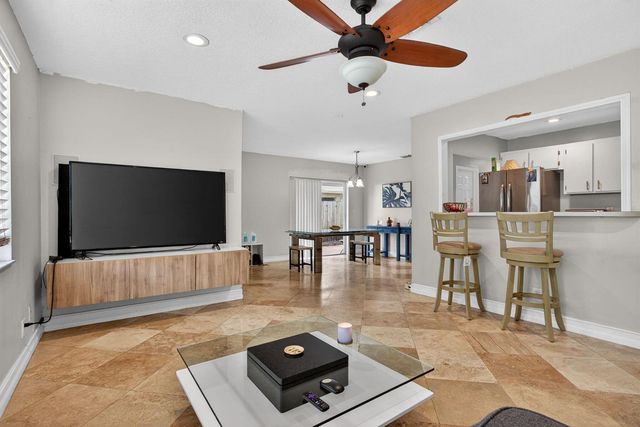 415 SW 61st Terrace, Margate, FL 33068