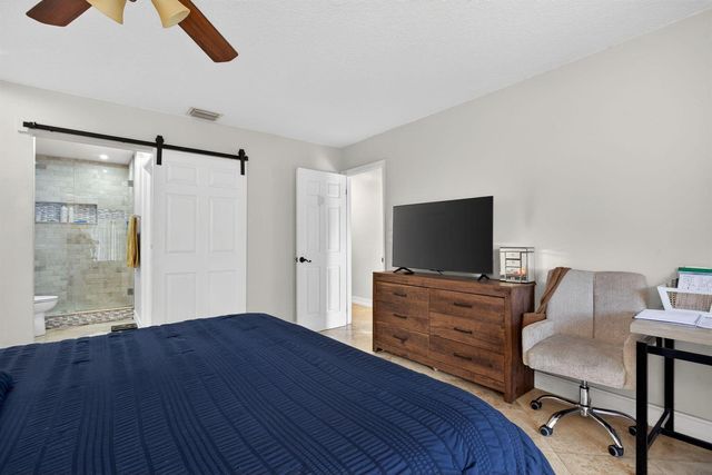 415 SW 61st Terrace, Margate, FL 33068