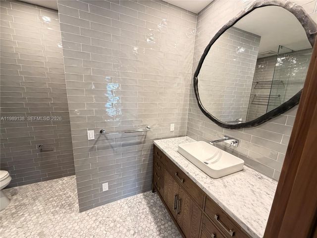 3200 NE 165th Street, North Miami Beach, FL 33160
