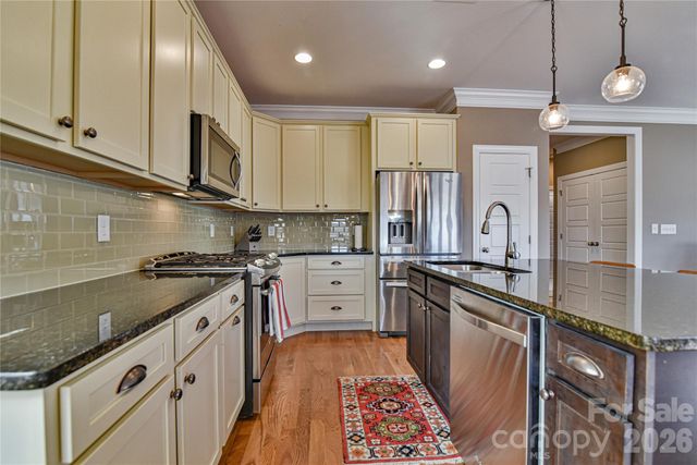 3 Leeds Lane, Black Mountain, NC 28711
