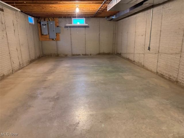 2940 Corries Way, Conneaut, OH 44030