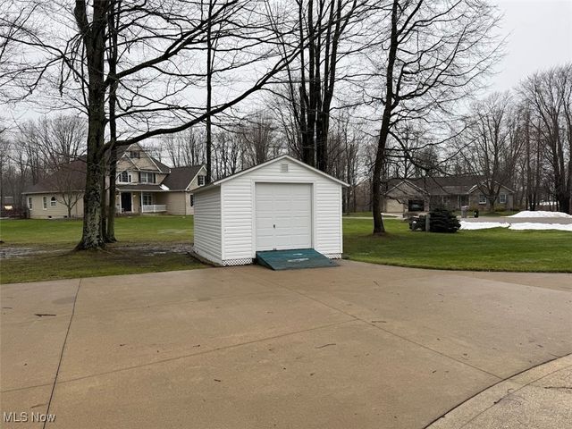 2940 Corries Way, Conneaut, OH 44030