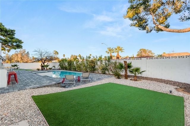 2713 South Miller Lane, Las Vegas, NV 89117