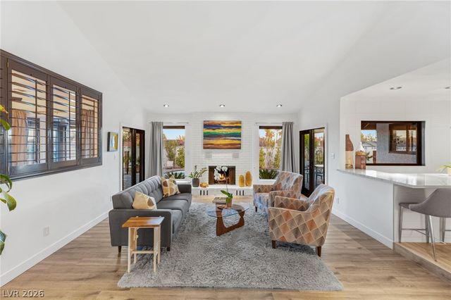 2713 South Miller Lane, Las Vegas, NV 89117