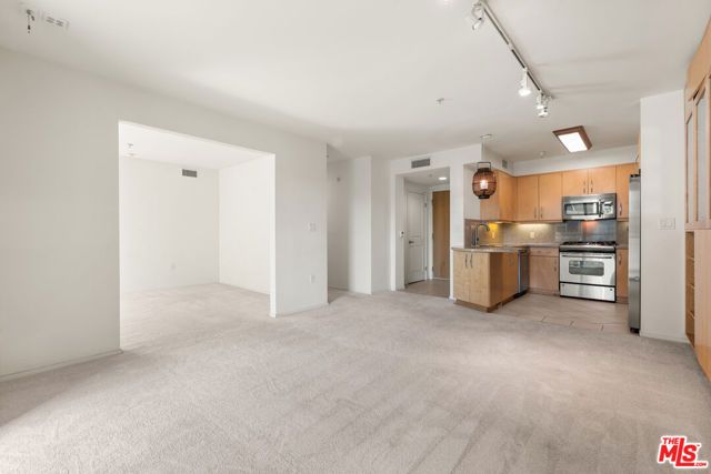 267 S San Pedro Street 213, Los Angeles, CA 90012