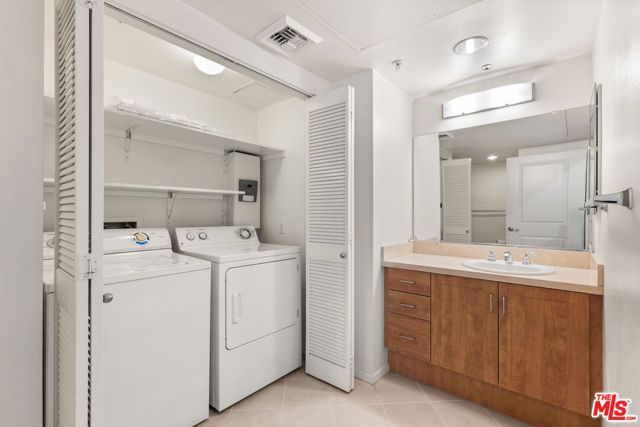 267 S San Pedro Street 213, Los Angeles, CA 90012