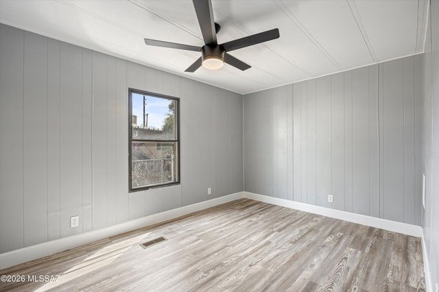 917 W Siglo Place, Tucson, AZ 85705