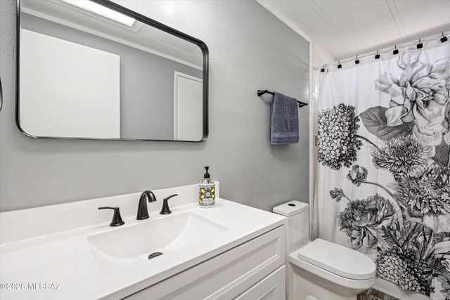 917 W Siglo Place, Tucson, AZ 85705