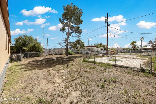 917 W Siglo Place, Tucson, AZ 85705