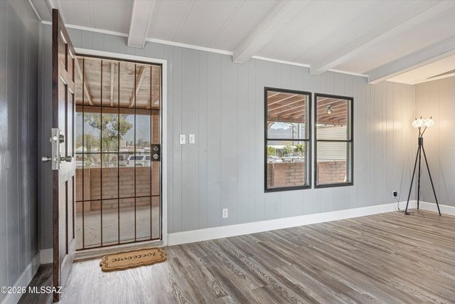 917 W Siglo Place, Tucson, AZ 85705