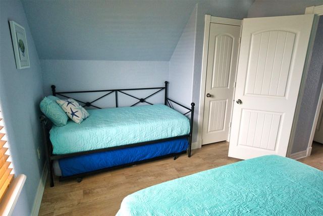 1218 Fort Velasco Drive, Surfside Beach, TX 77541