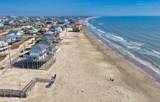 1218 Fort Velasco Drive, Surfside Beach, TX 77541