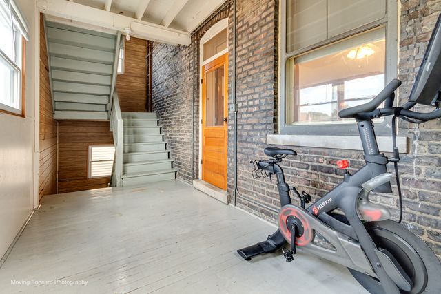 3342 S Lowe Avenue, Chicago, IL 60616