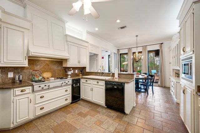 3160 Stacy Lane, Paris, TX 75460