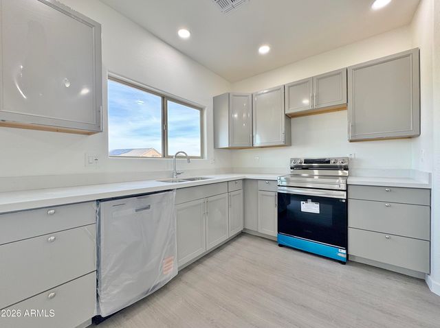 9022 W TORREON Drive, Arizona City, AZ 85123