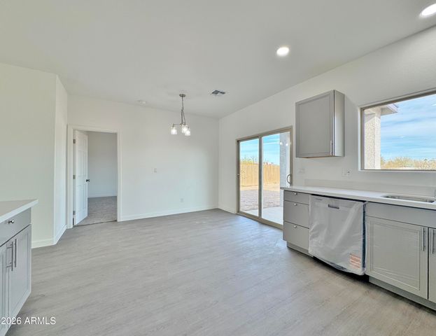 9022 W TORREON Drive, Arizona City, AZ 85123