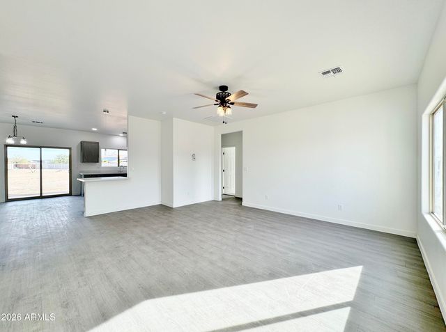 9022 W TORREON Drive, Arizona City, AZ 85123