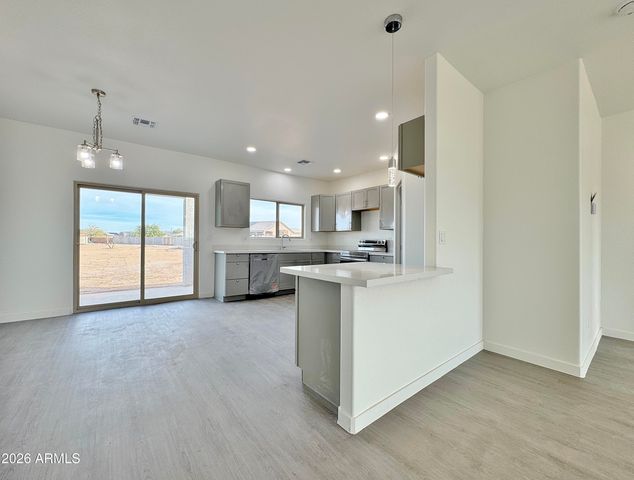 9022 W TORREON Drive, Arizona City, AZ 85123