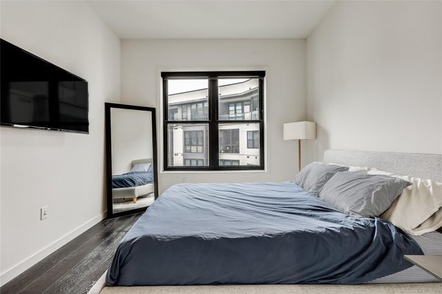 800 Embassy DR 513, Austin, TX 78702