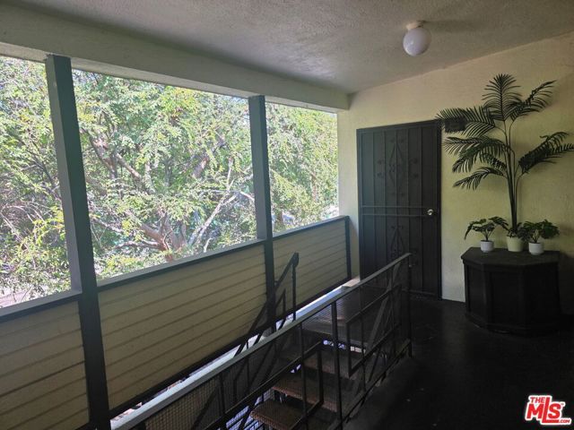 6610 Selma Avenue 4, Los Angeles, CA 90028