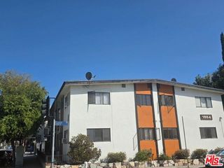 6610 Selma Avenue 4, Los Angeles, CA 90028