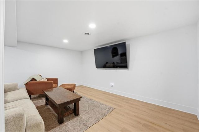 9930 Floyd Street, Overland Park, KS 66212