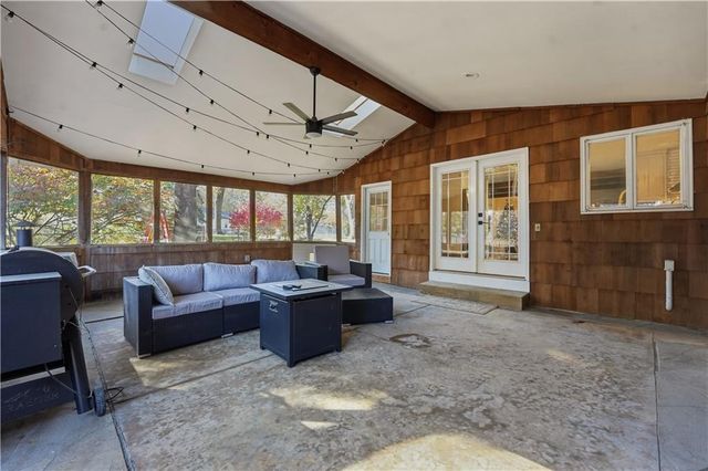 9930 Floyd Street, Overland Park, KS 66212