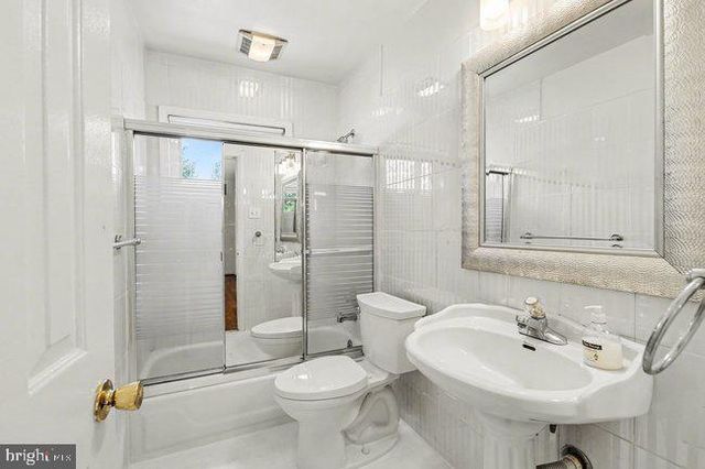 3808 FRANCONIA RD, Alexandria, VA 22310