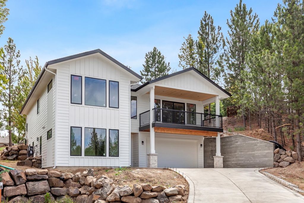 5211 S Fairfax Ln, Spokane Valley, WA 99037 photo 2