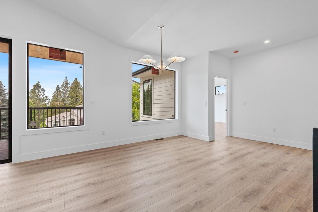 5211 S Fairfax Ln, Spokane Valley, WA 99037 photo 5