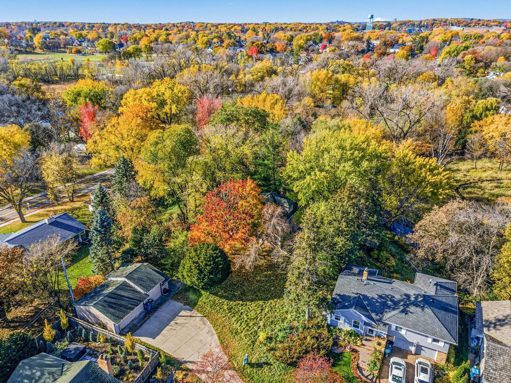 4024 Wood End Drive, Edina, MN 55424 — photo 5