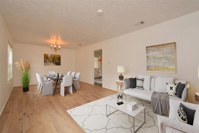 3315 Honey Creek Drive, Houston, TX 77082