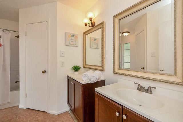 3315 Honey Creek Drive, Houston, TX 77082