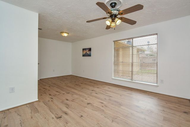3315 Honey Creek Drive, Houston, TX 77082