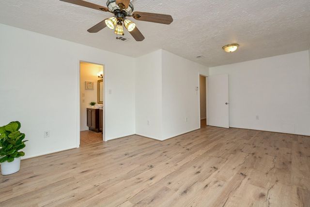 3315 Honey Creek Drive, Houston, TX 77082