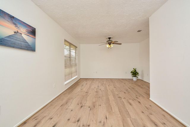 3315 Honey Creek Drive, Houston, TX 77082