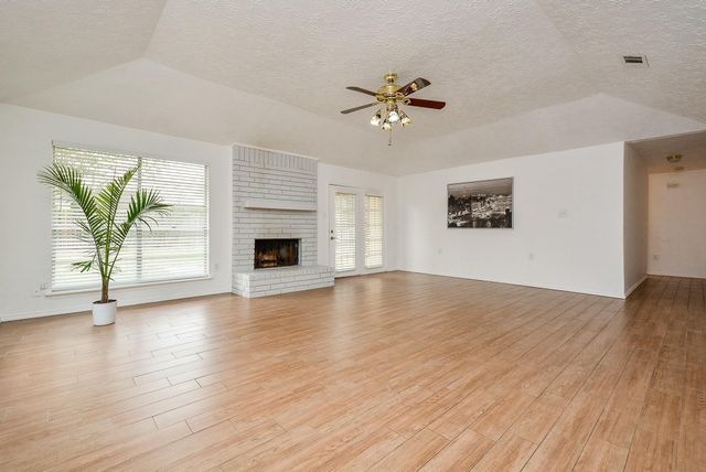 3315 Honey Creek Drive, Houston, TX 77082