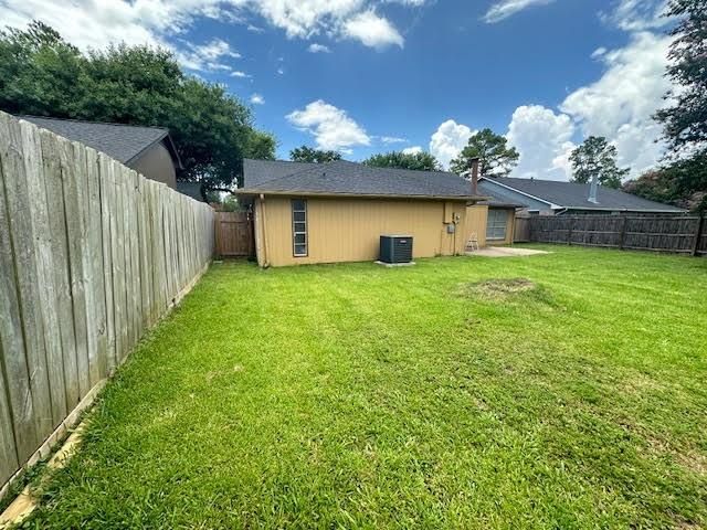 3315 Honey Creek Drive, Houston, TX 77082