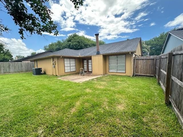 3315 Honey Creek Drive, Houston, TX 77082